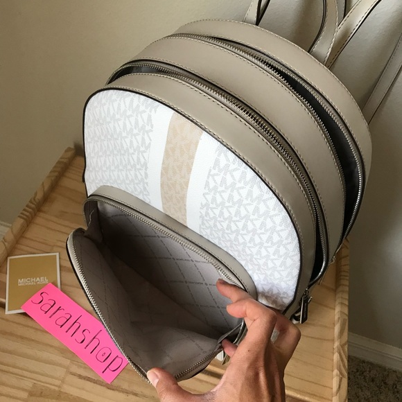 🌼Michael Kors Backpack Set - Picture 10 of 16